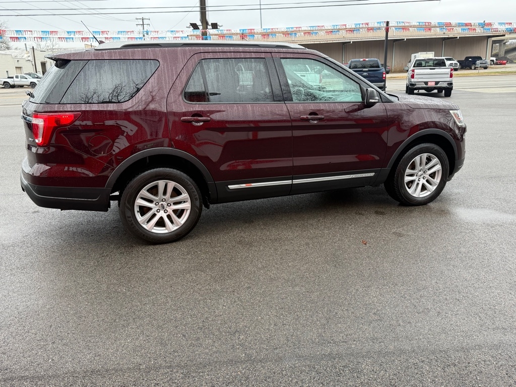 Ford Explorer XLT 2019