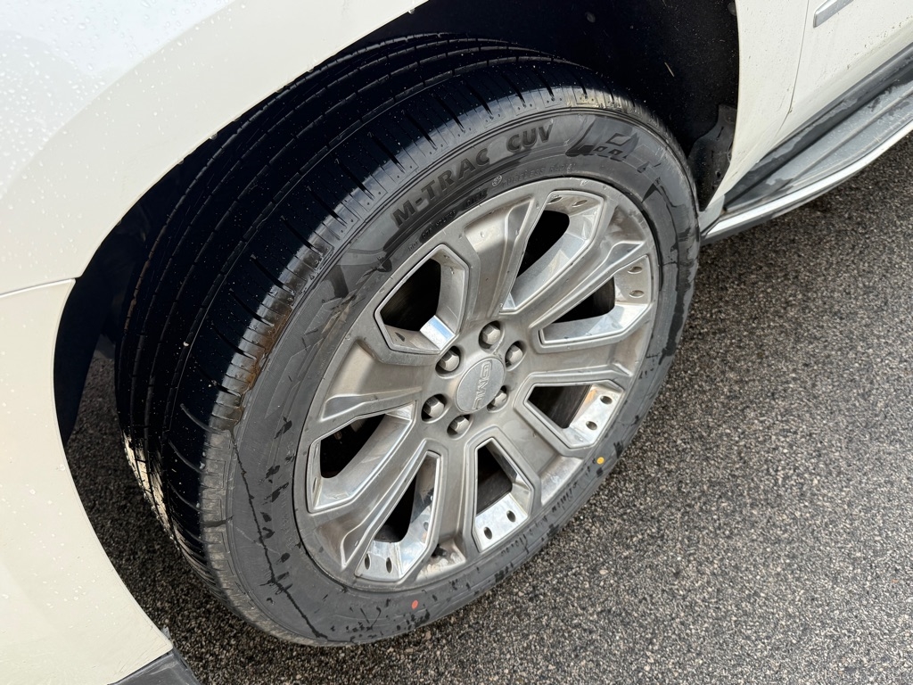 2016 Gmc Yukon Denali photo 4