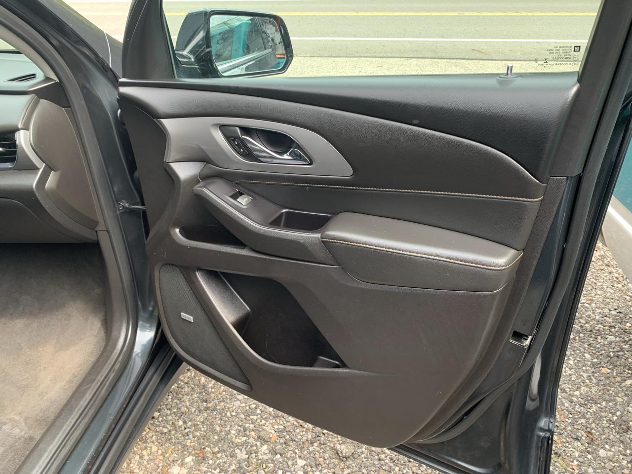 2019 Chevrolet Traverse 3LT - Photo 15