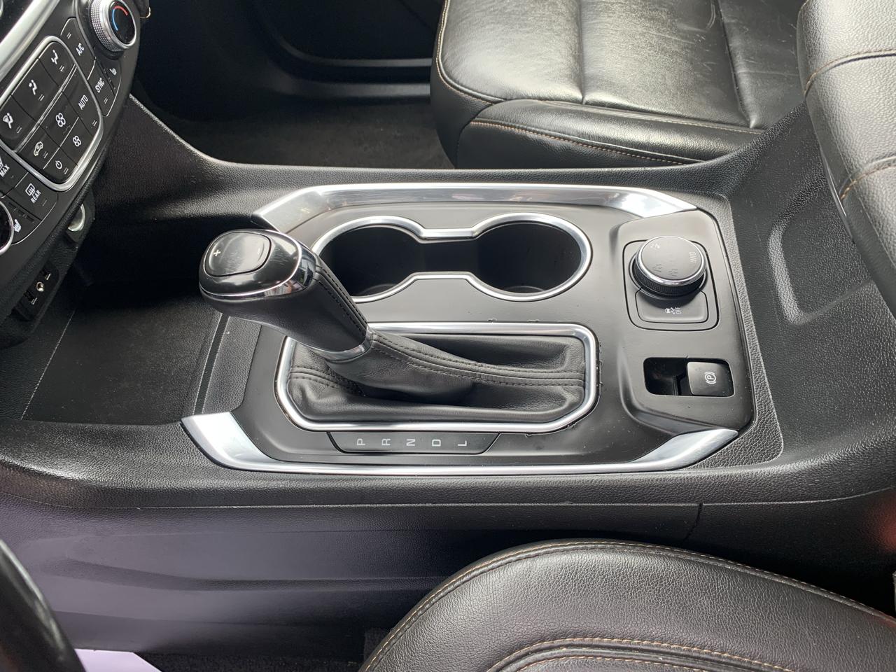 2019 Chevrolet Traverse 3LT - Photo 25