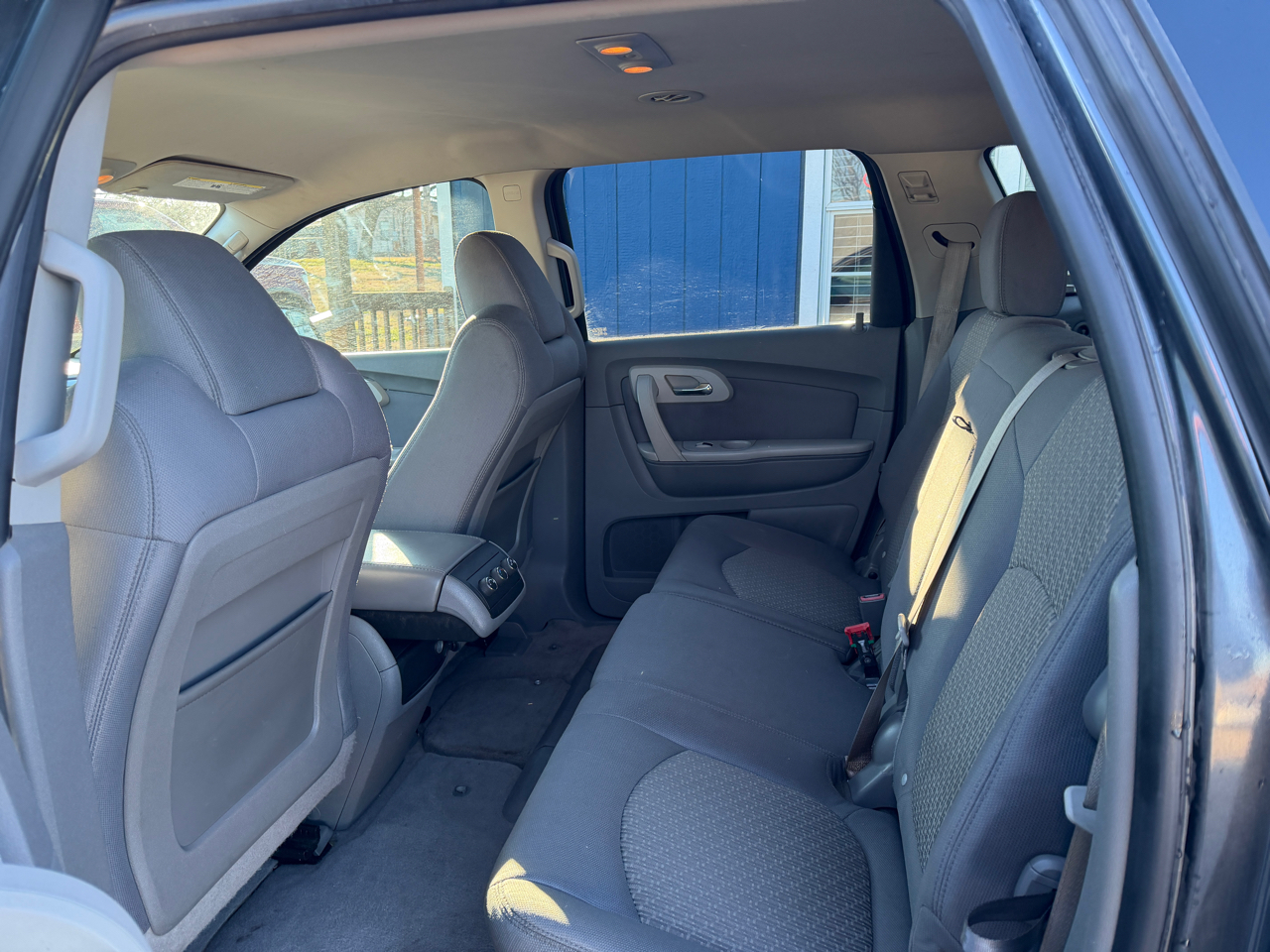 Chevrolet Traverse LS FWD w/PDC 2012