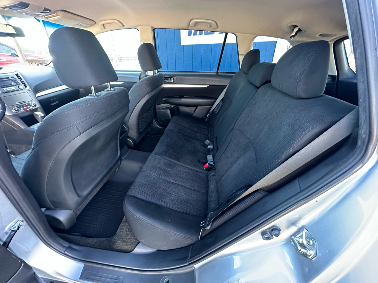 Subaru Outback 2.5i Premium 2013