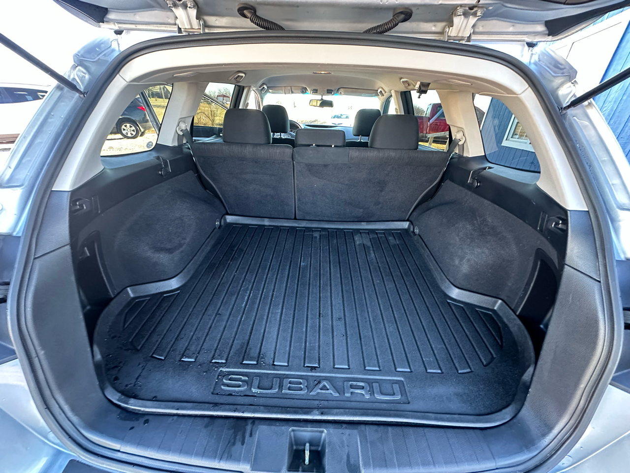 Subaru Outback 2.5i Premium 2013