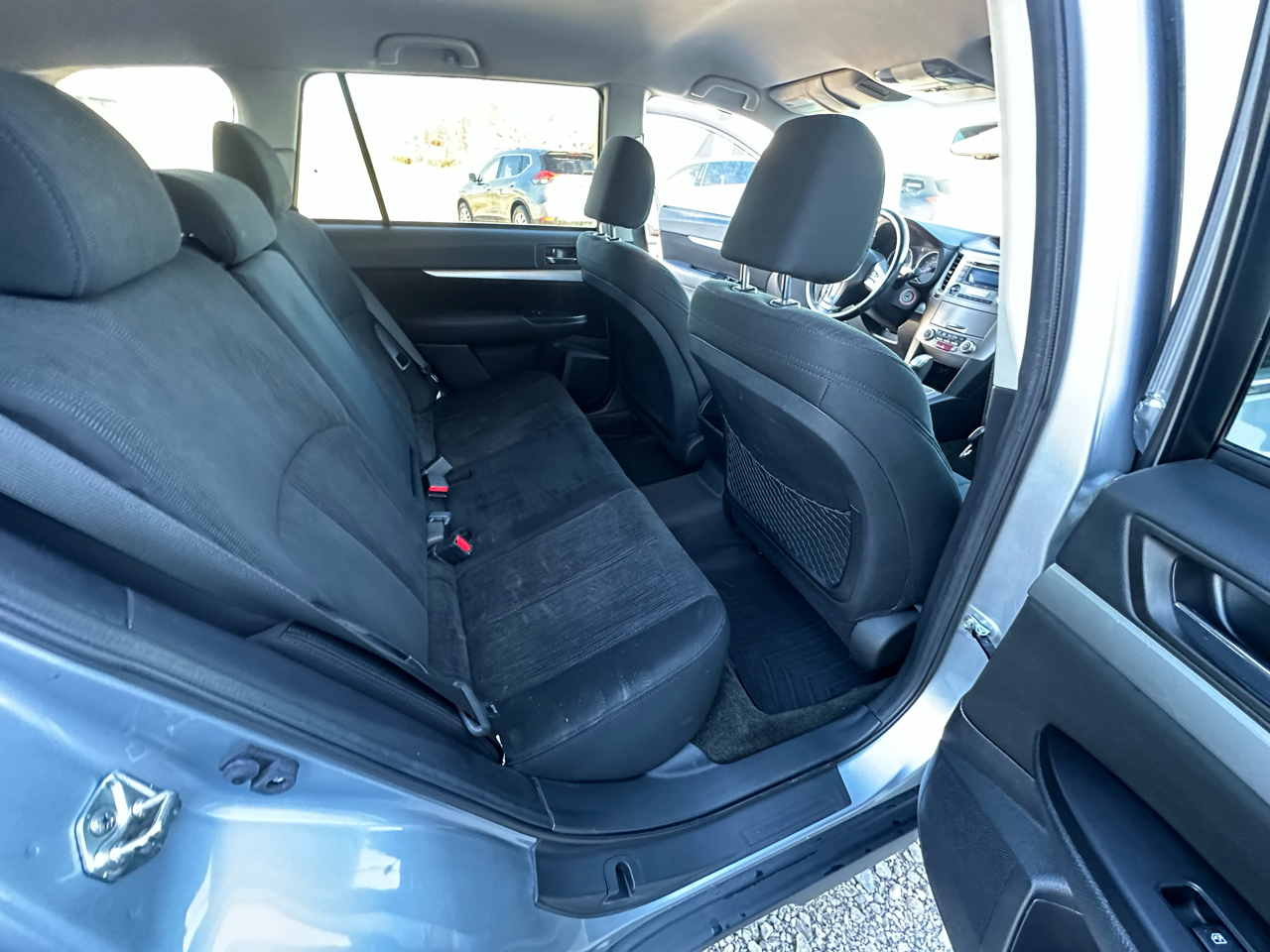 Subaru Outback 2.5i Premium 2013