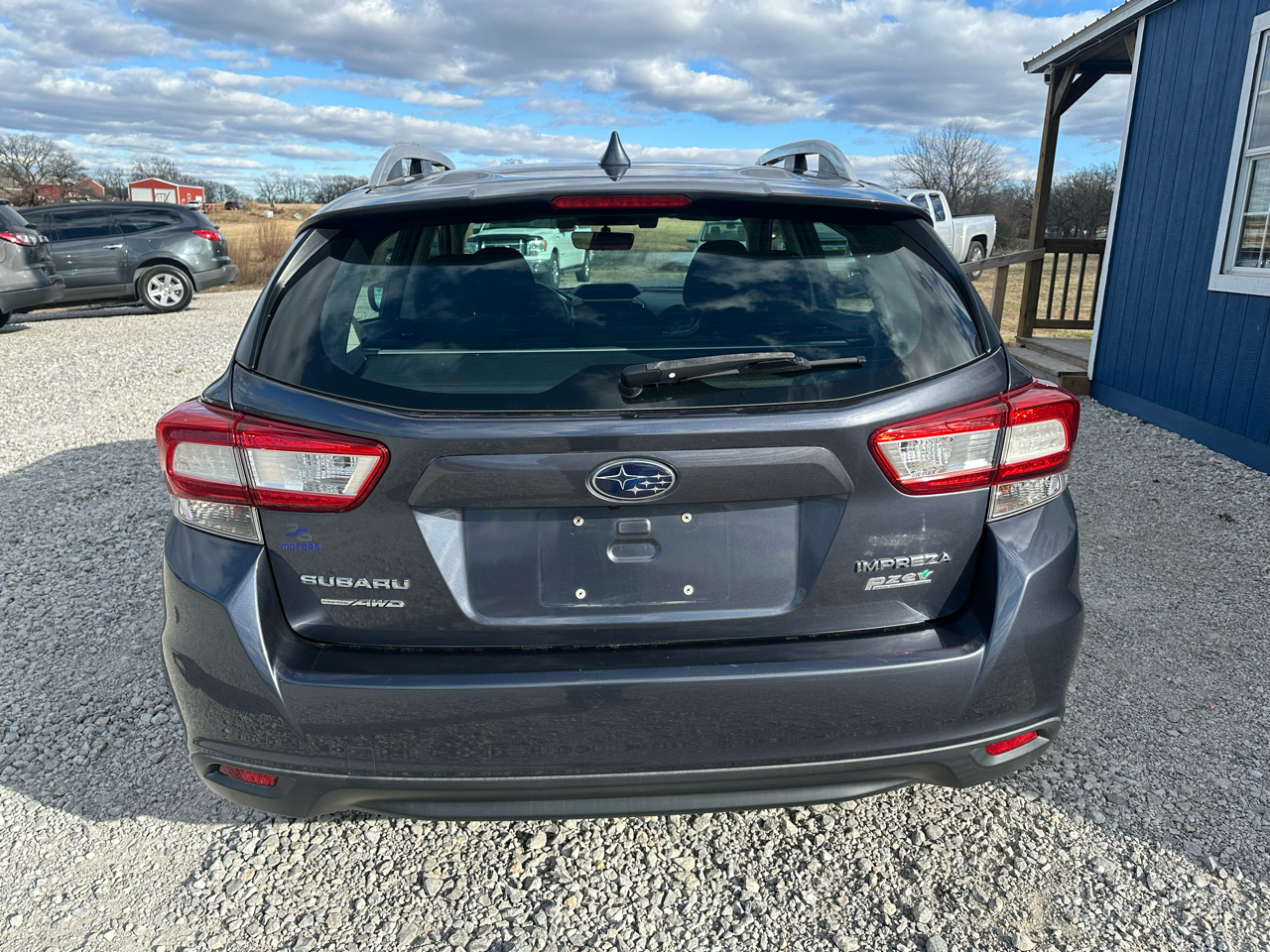 Subaru Impreza 2.0i Premium CVT 5-Door 2017