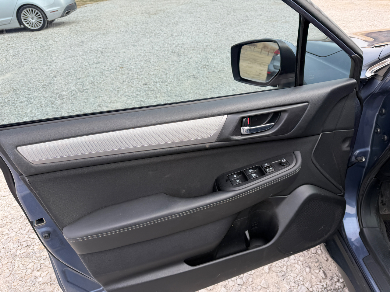 Subaru Outback 2.5i Premium 2015