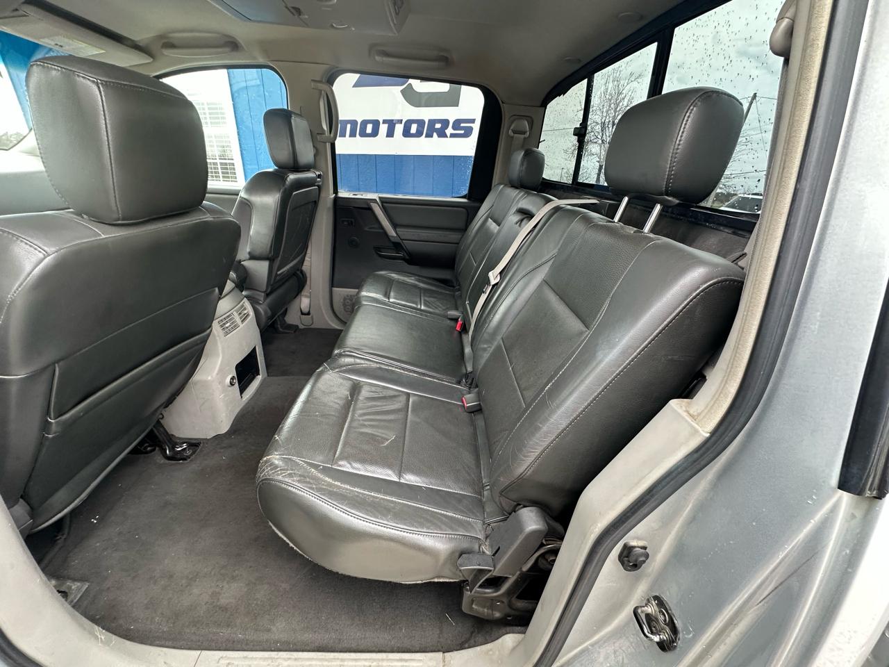 Nissan Titan XE Crew Cab 2WD 2004