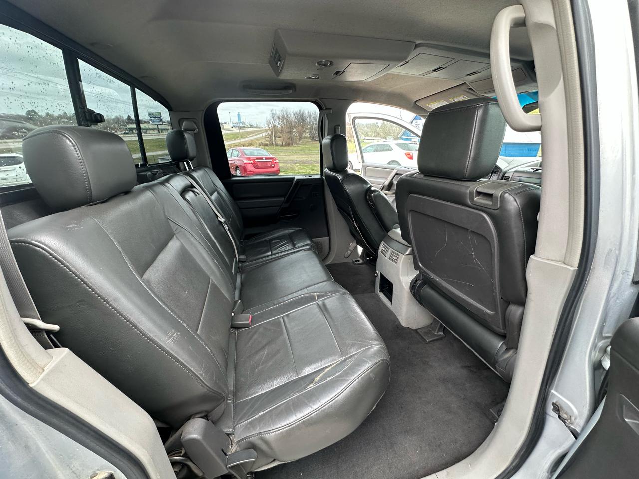 Nissan Titan XE Crew Cab 2WD 2004