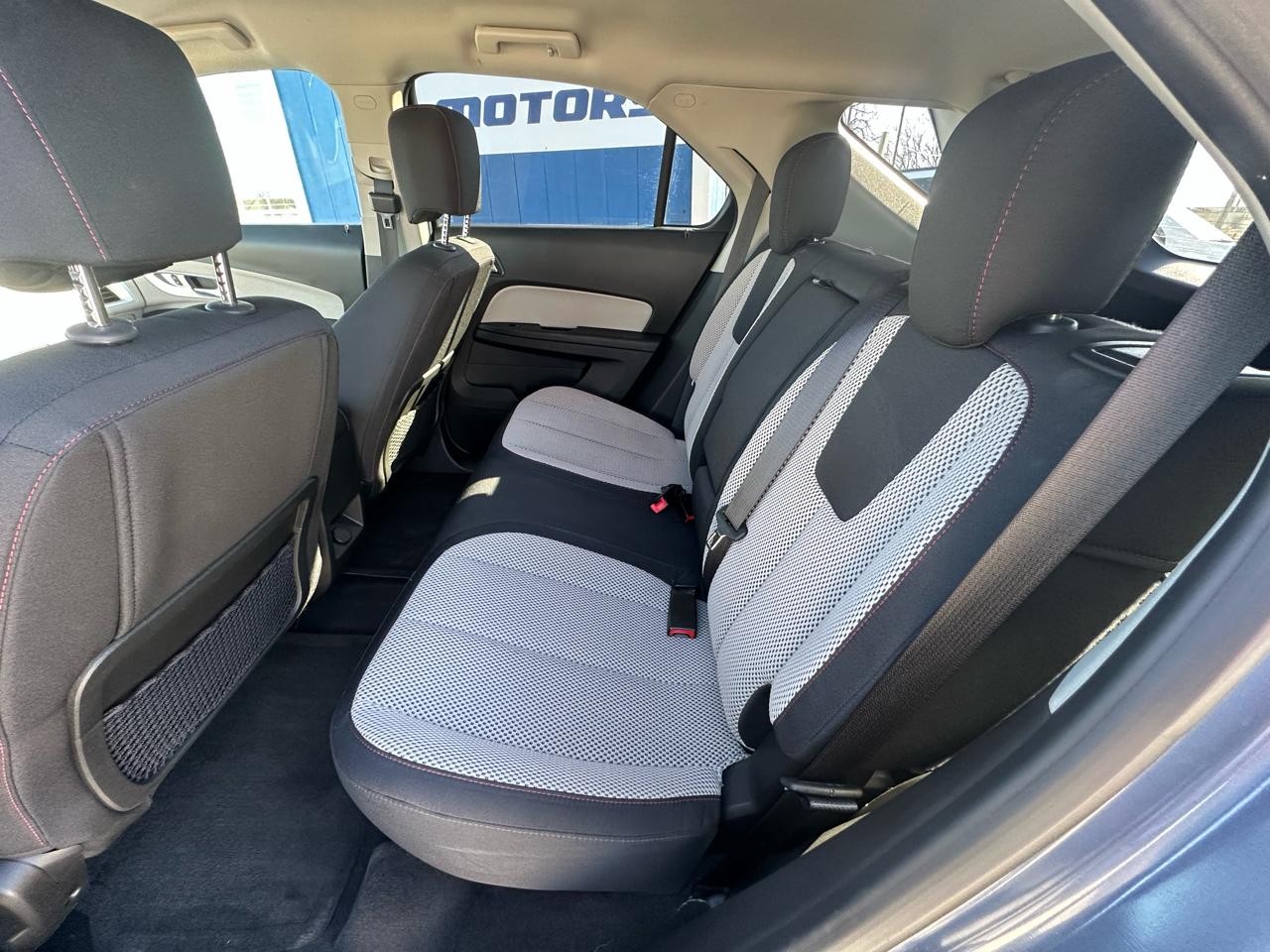 Chevrolet Equinox 1LT 2WD 2012