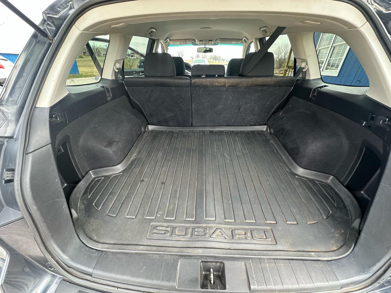 Subaru Outback 2.5i Premium 2012