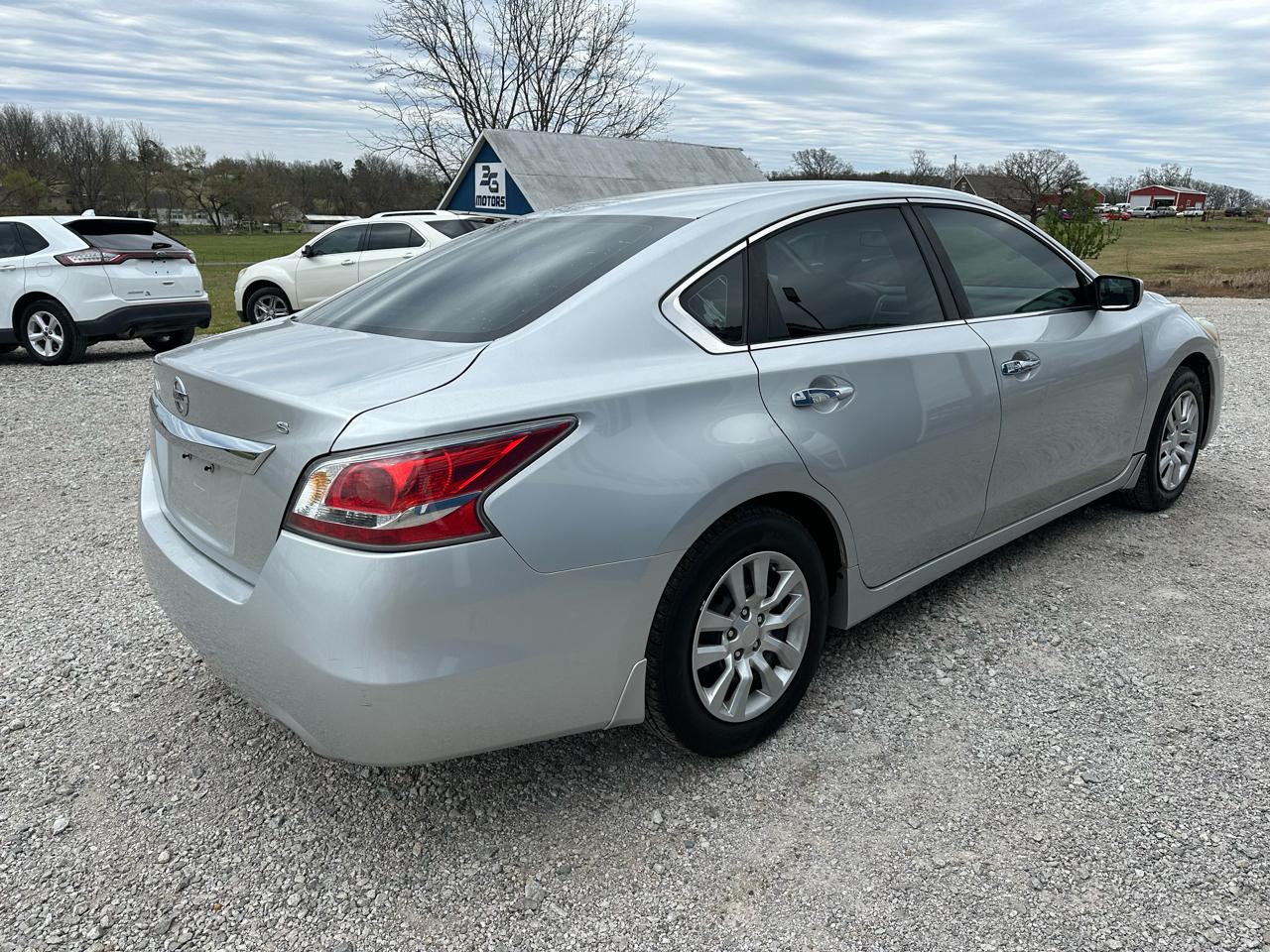Nissan Altima 2.5 SV 2015