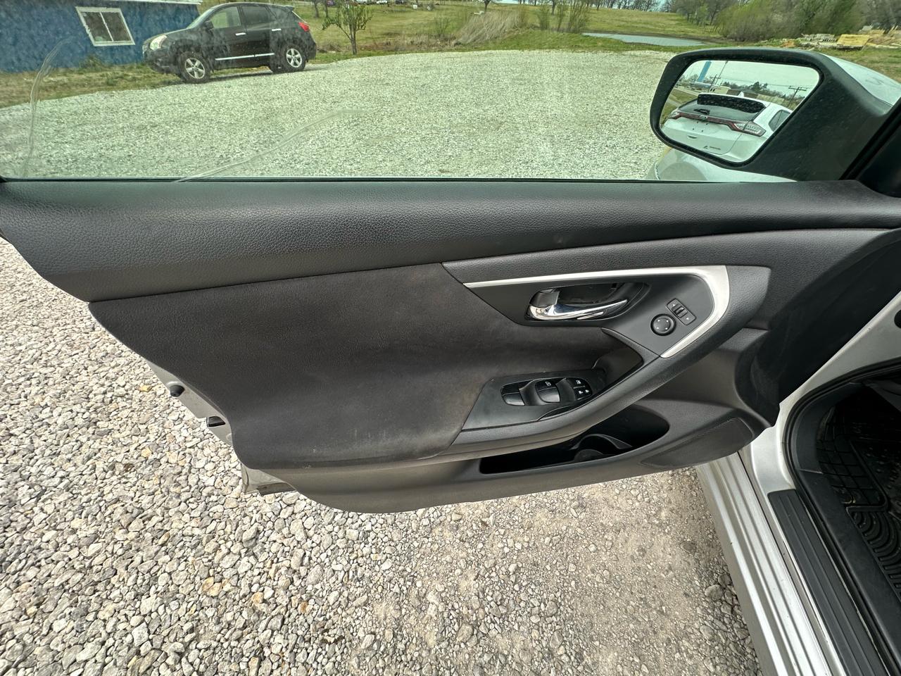 Nissan Altima 2.5 SV 2015