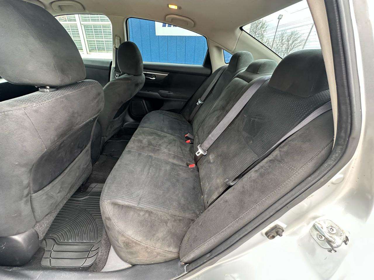 Nissan Altima 2.5 SV 2015