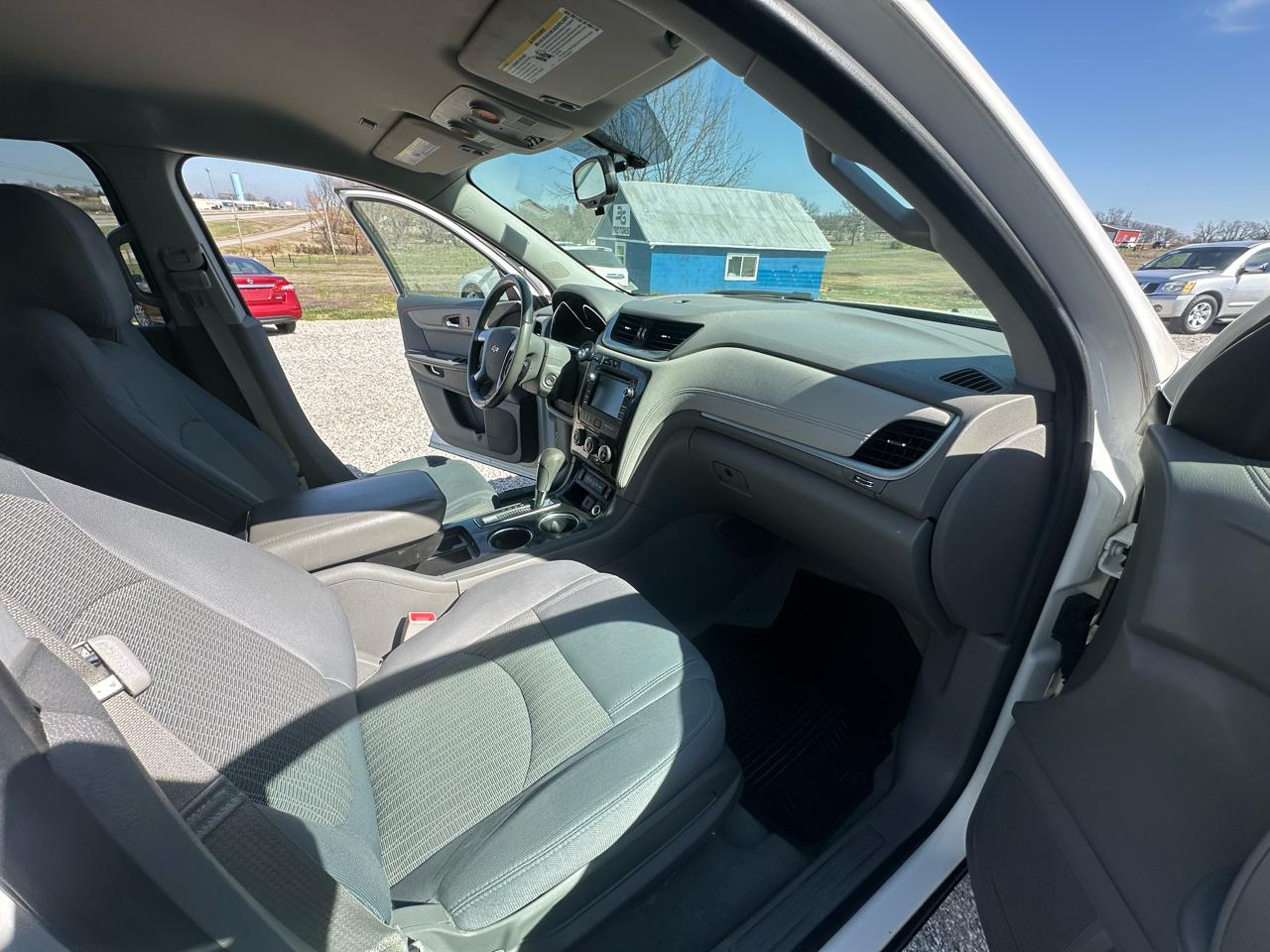 Chevrolet Traverse 1LT FWD 2015