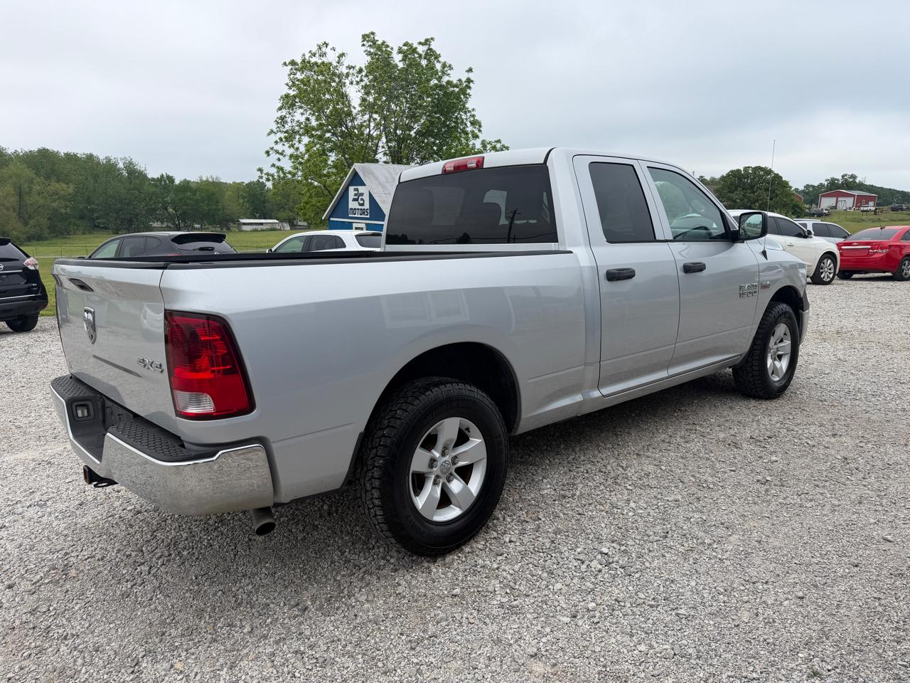 RAM 1500 Tradesman Quad Cab 4WD 2014