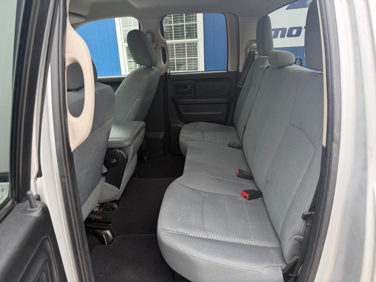 RAM 1500 Tradesman Quad Cab 4WD 2014