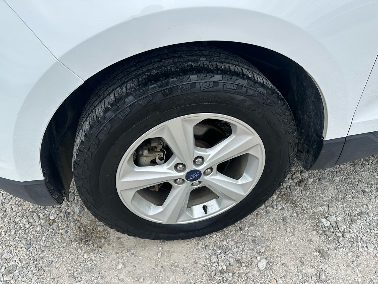 Ford Edge SE FWD 2015