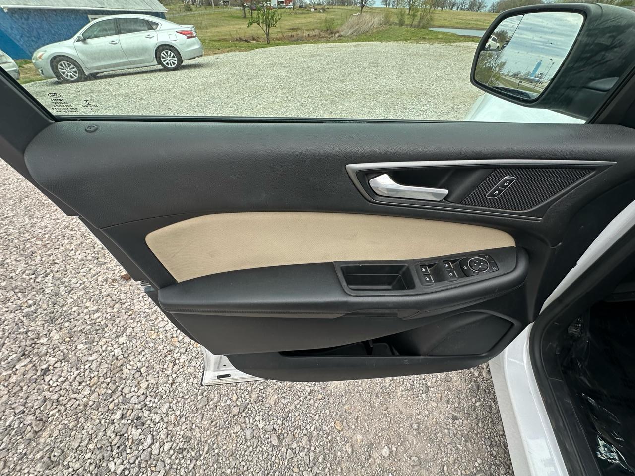 Ford Edge SE FWD 2015