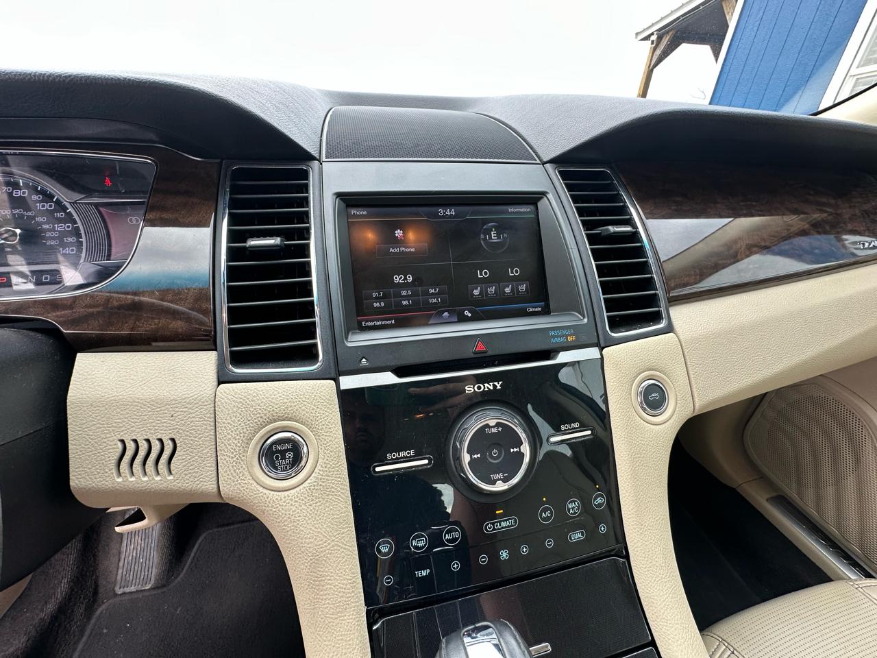 Ford Taurus Limited FWD 2013