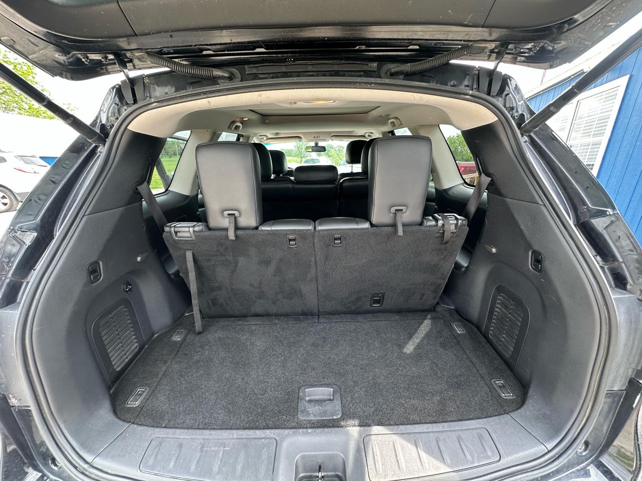 Nissan Pathfinder 2WD 4dr Platinum 2016