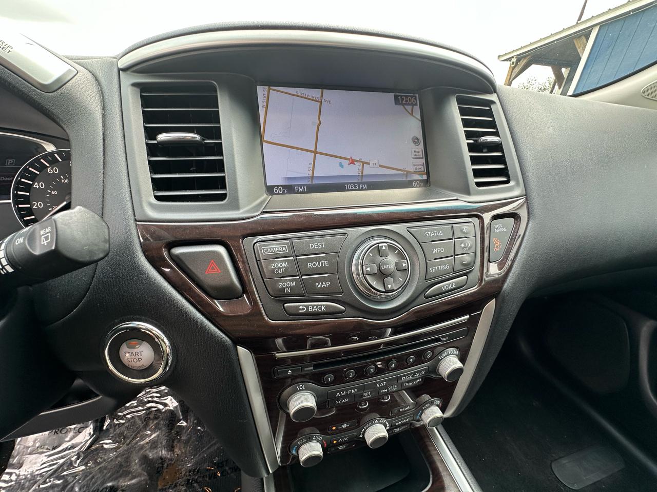 Nissan Pathfinder 2WD 4dr Platinum 2016