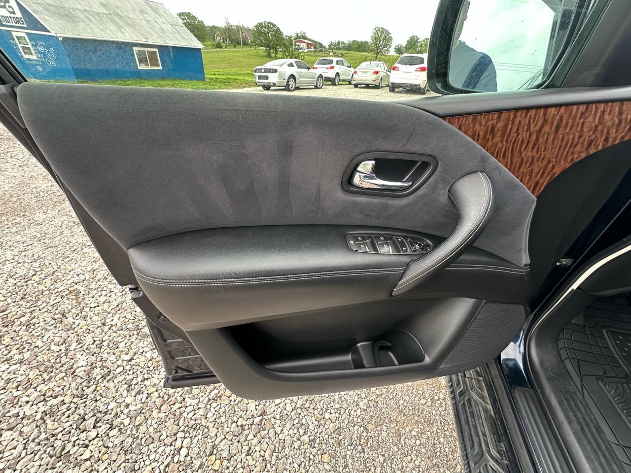 Nissan Armada SV 2WD 2018