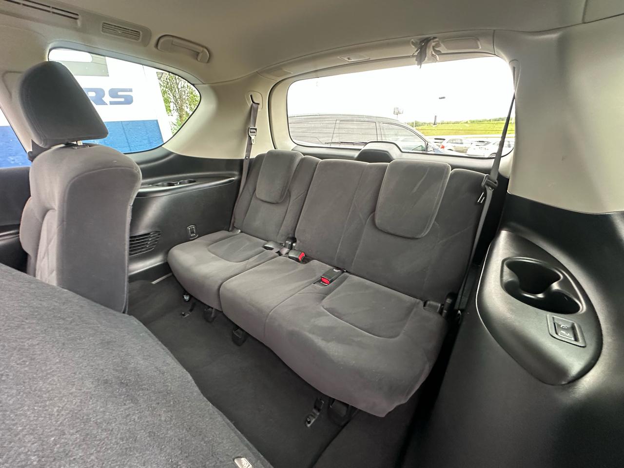 Nissan Armada SV 2WD 2018