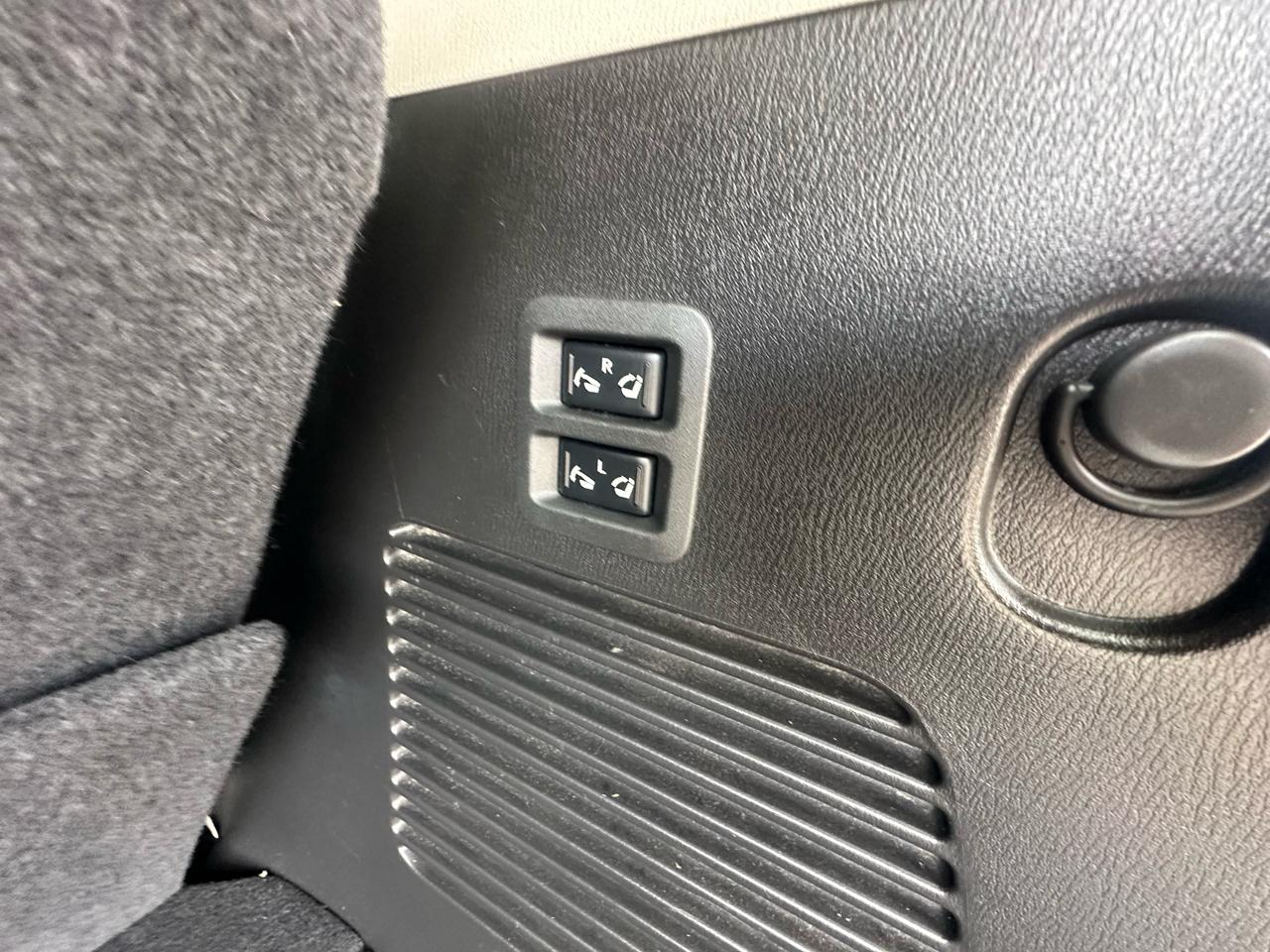 Nissan Armada SV 2WD 2018