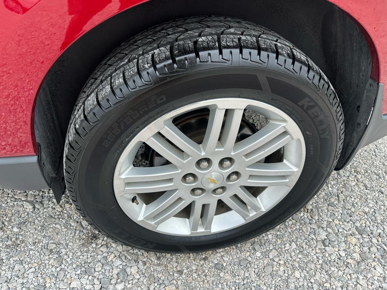 Chevrolet Traverse 1LT FWD 2013