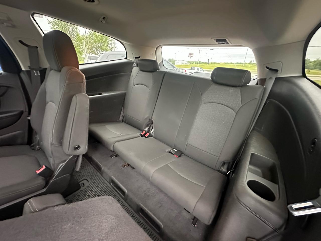 Chevrolet Traverse 1LT FWD 2013