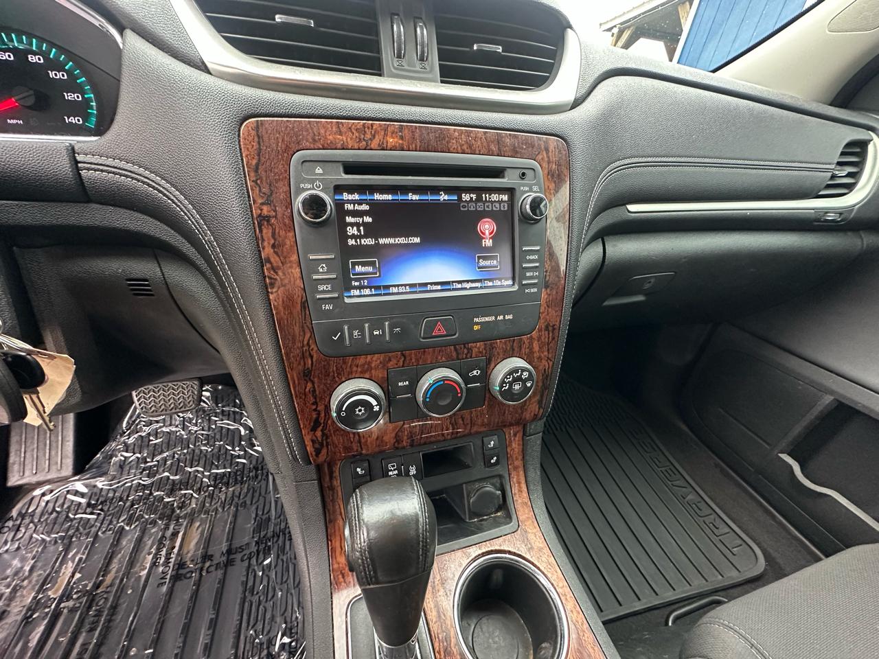 Chevrolet Traverse 1LT FWD 2013