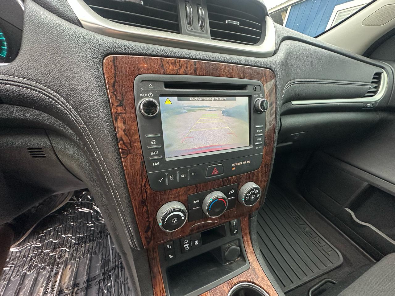 Chevrolet Traverse 1LT FWD 2013