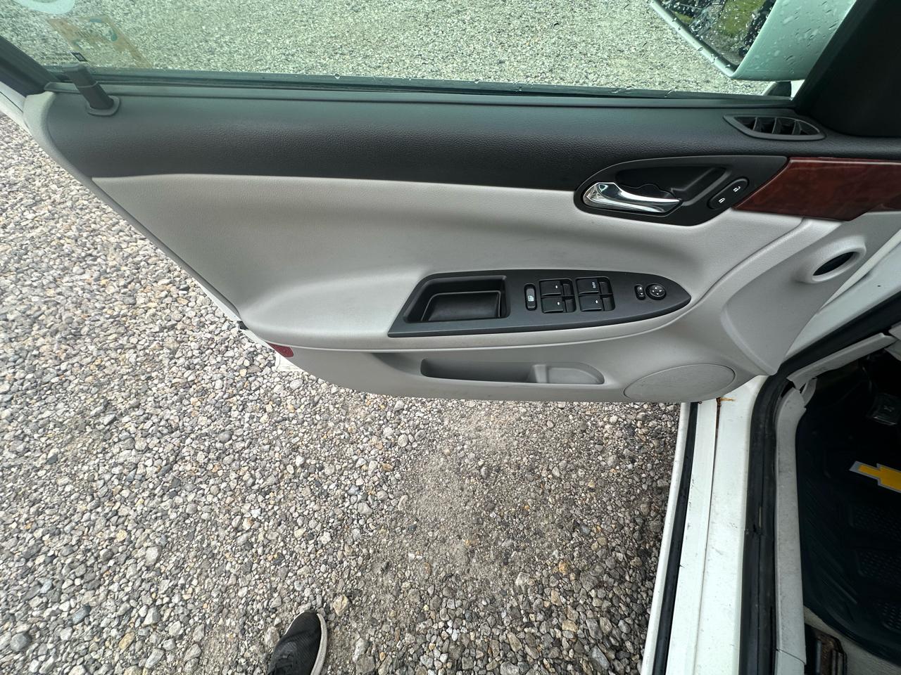 Chevrolet Impala LS 2008