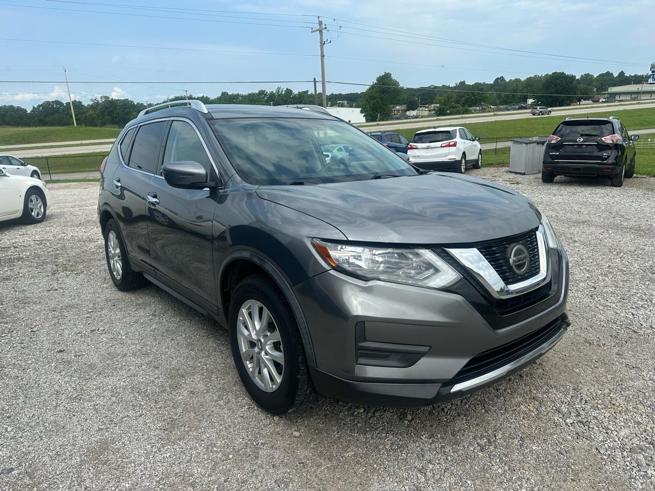 Nissan Rogue SV 4D SUV FWD 2018
