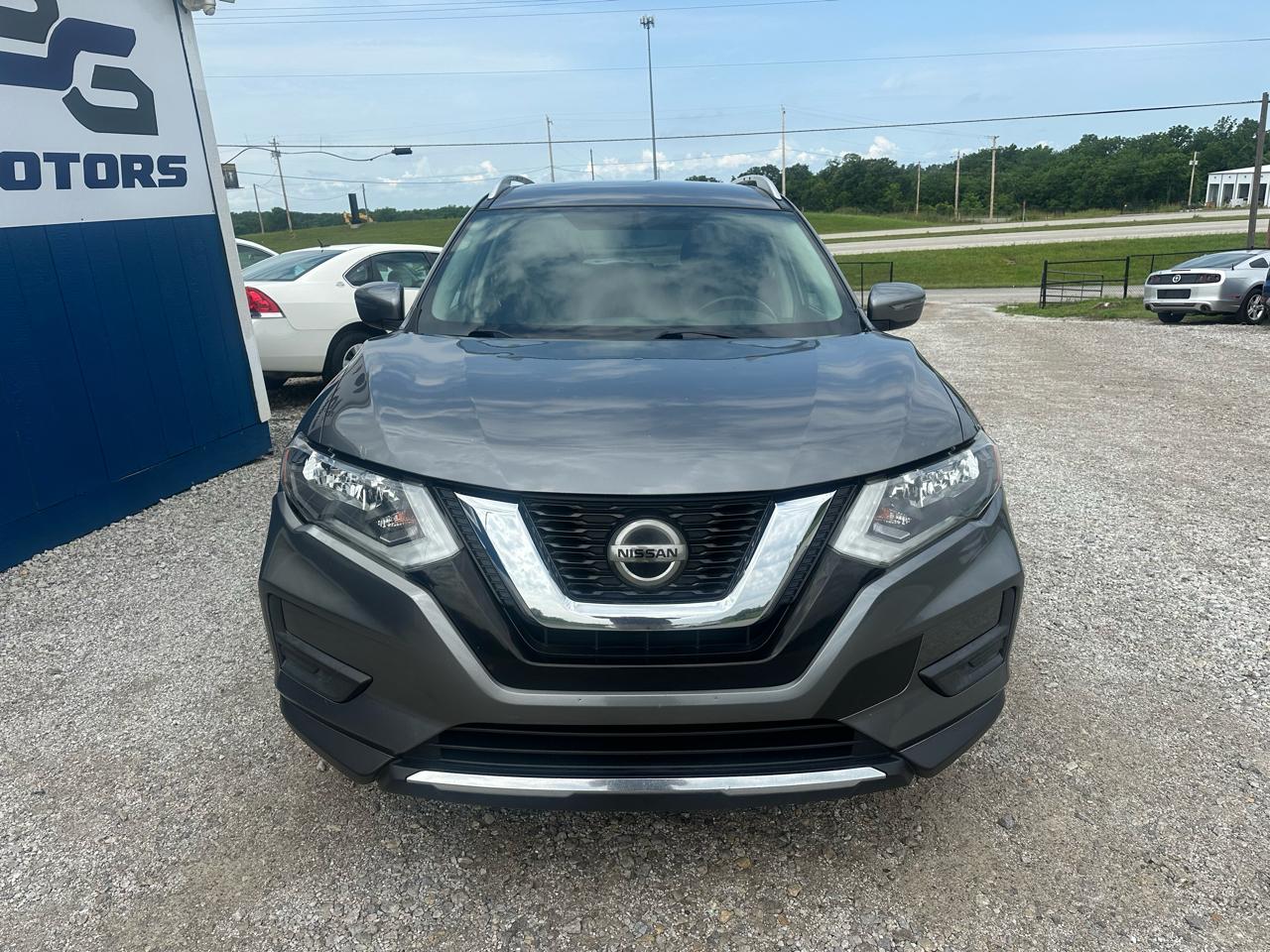 Nissan Rogue SV 4D SUV FWD 2018