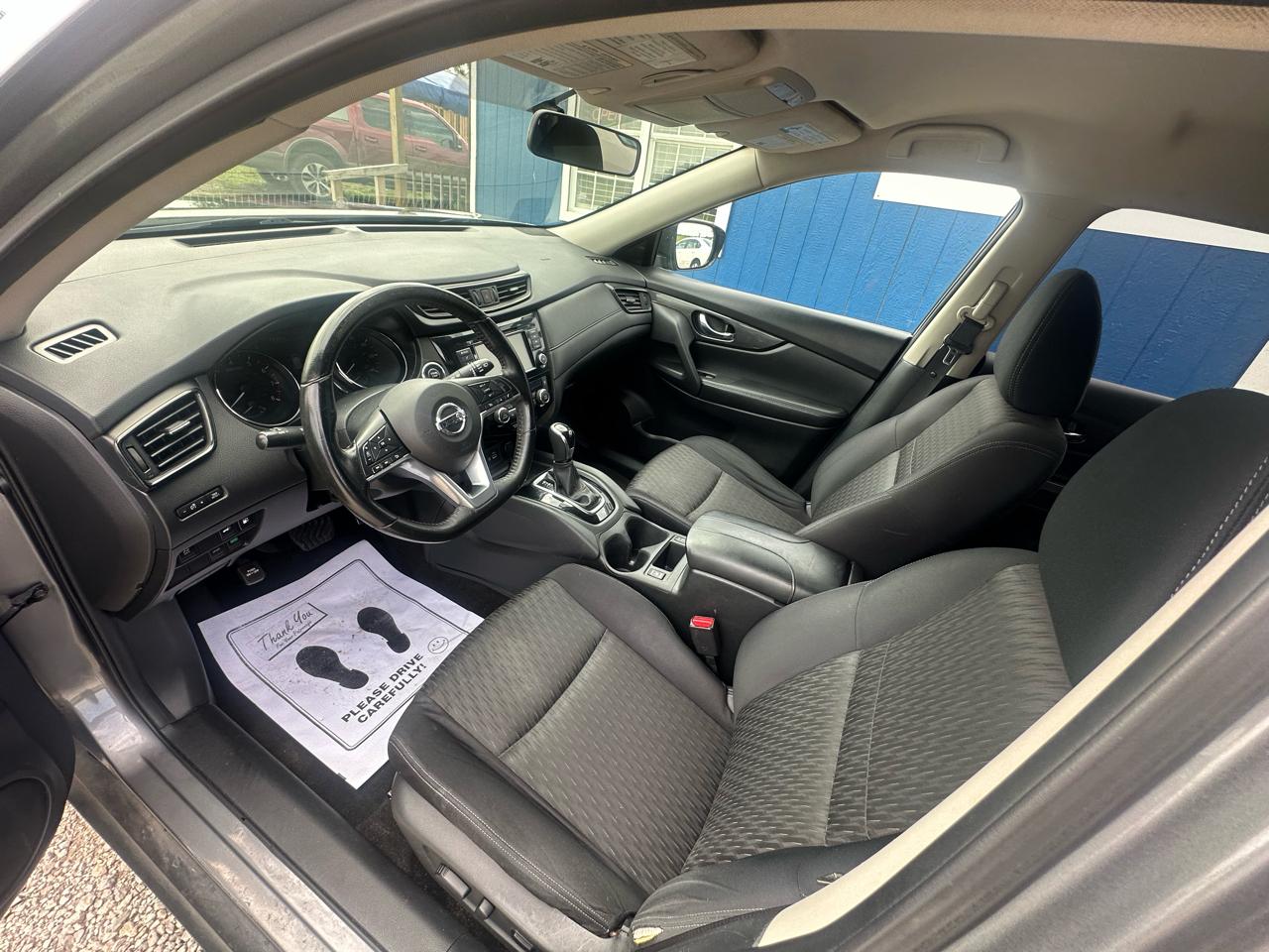 Nissan Rogue SV 4D SUV FWD 2018