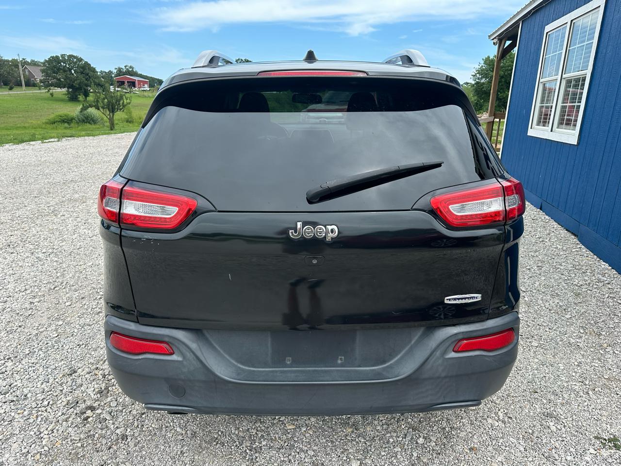 Jeep Cherokee Latitude FWD 2016