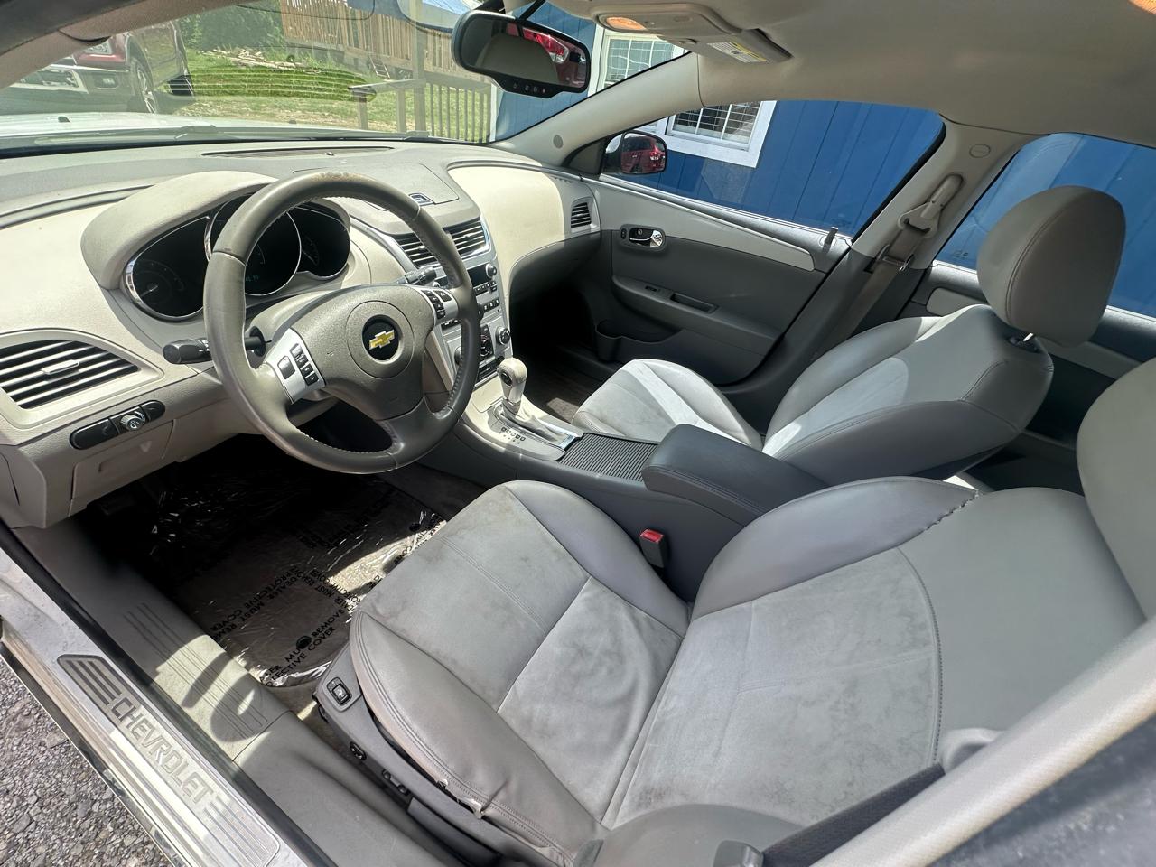 Chevrolet Malibu 2LT 2011