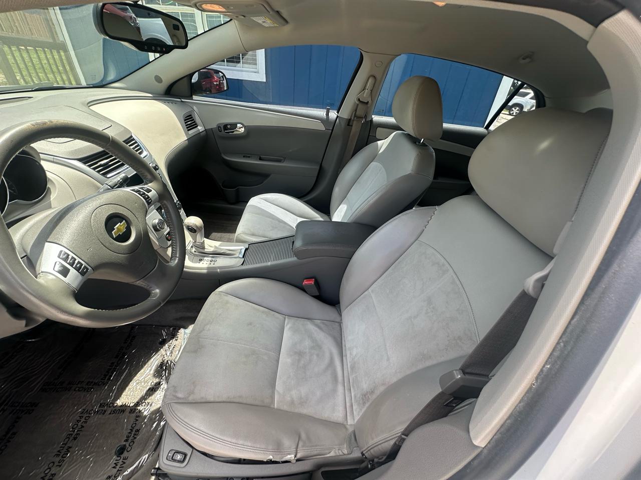 Chevrolet Malibu 2LT 2011