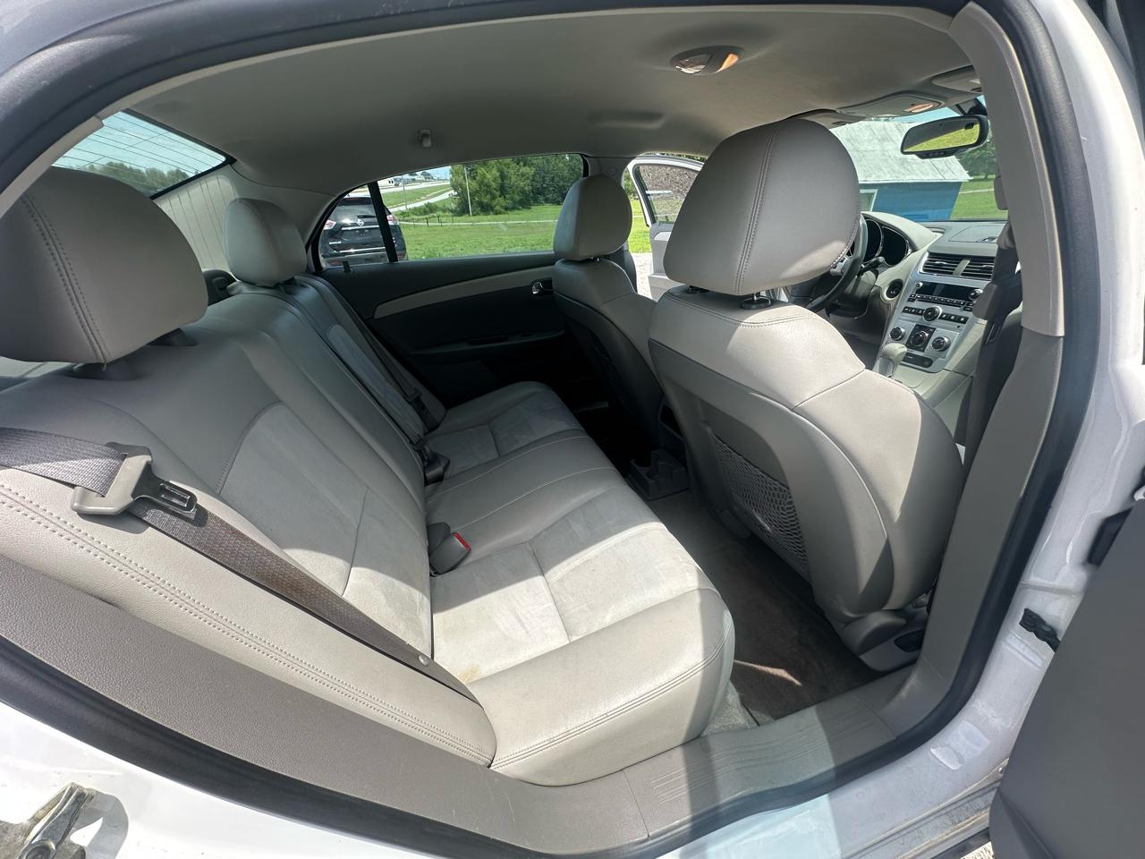 Chevrolet Malibu 2LT 2011