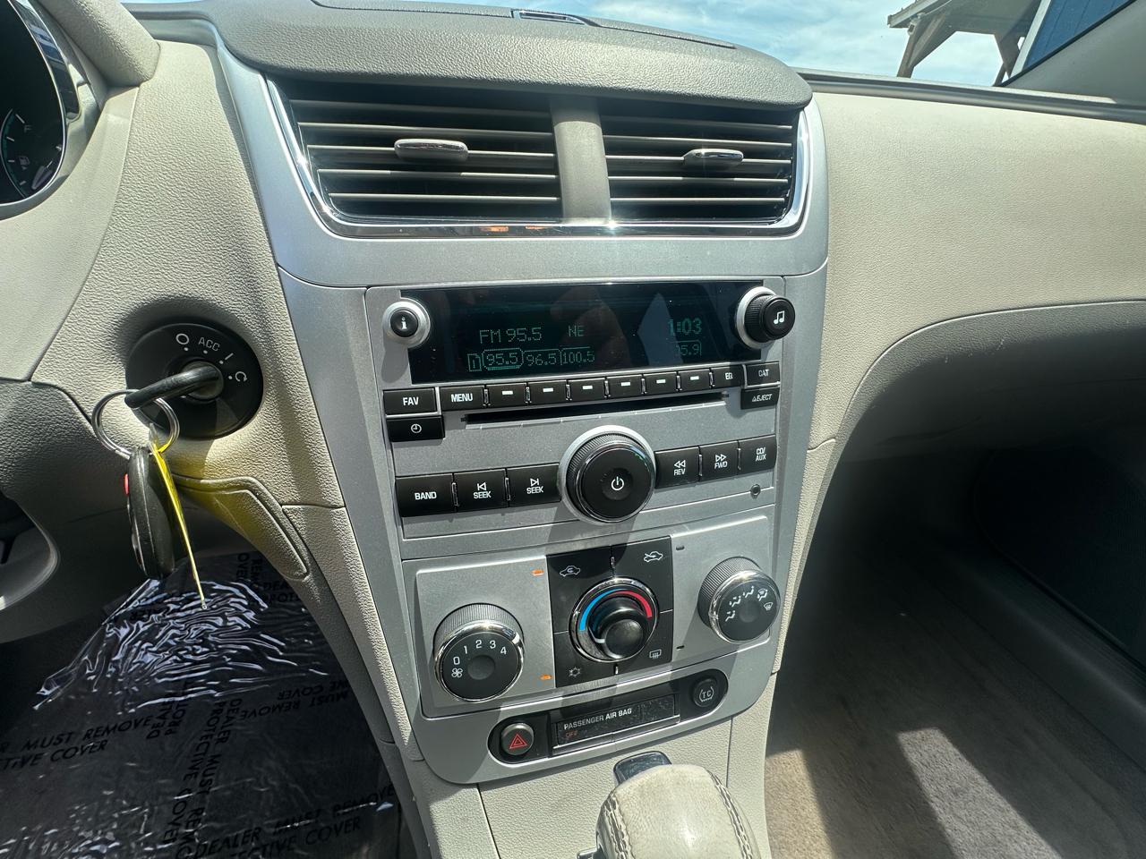 Chevrolet Malibu 2LT 2011