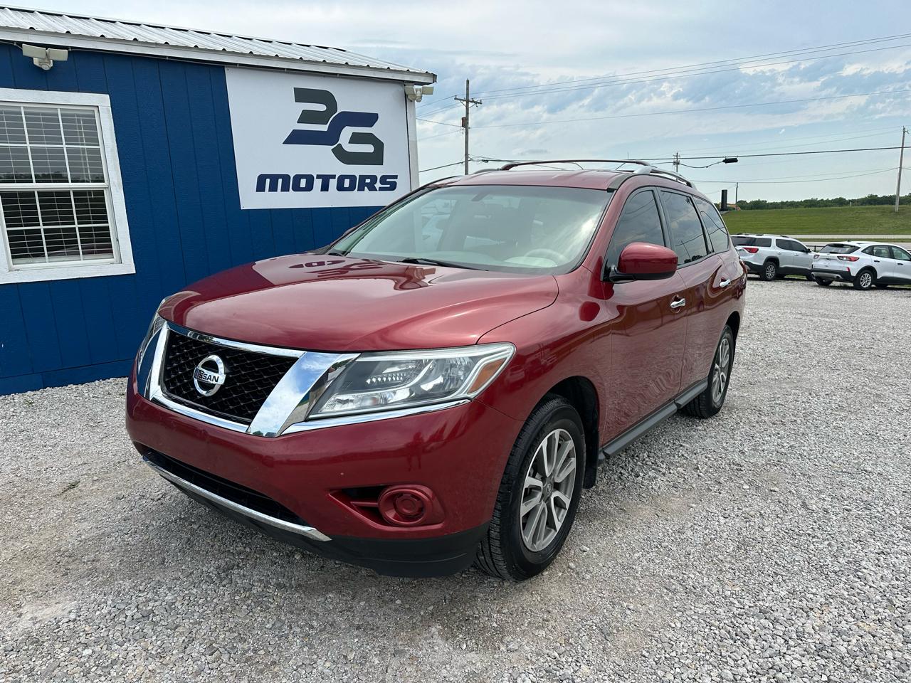 2013 Nissan Pathfinder's photo
