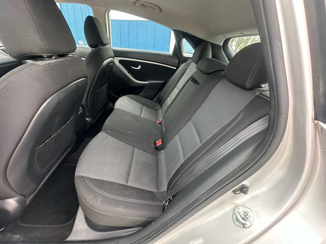 Hyundai Elantra GT A/T 2017