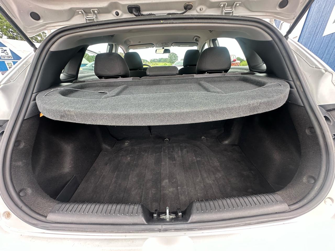 Hyundai Elantra GT A/T 2017