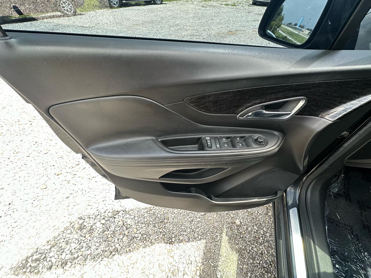 Buick Encore Base FWD 2015