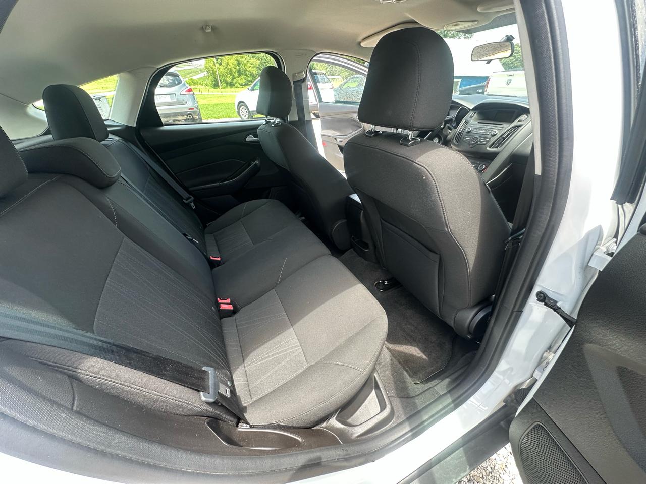 Ford Focus SE Hatch 2016