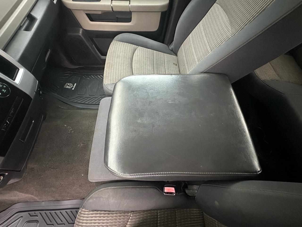Dodge Ram 1500 SLT Crew Cab 2WD 2009