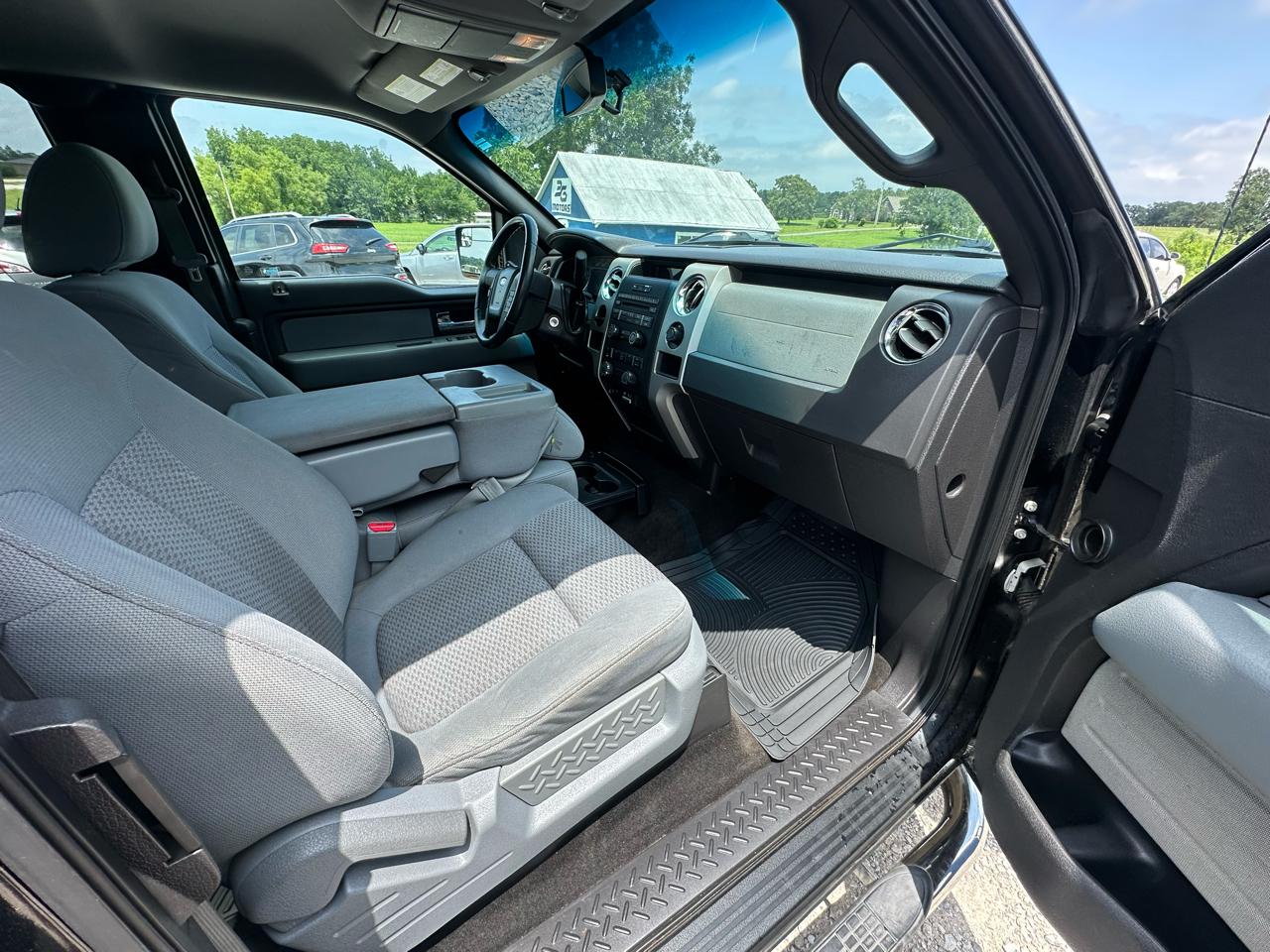 Ford F-150 STX SuperCab 6.5-ft. Bed 2WD 2011