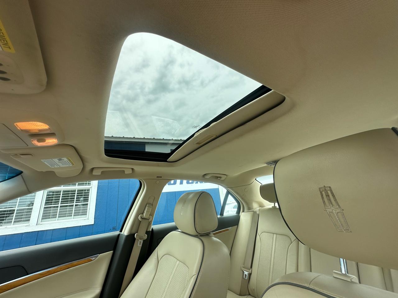 Lincoln MKZ Hybrid Sedan 2012