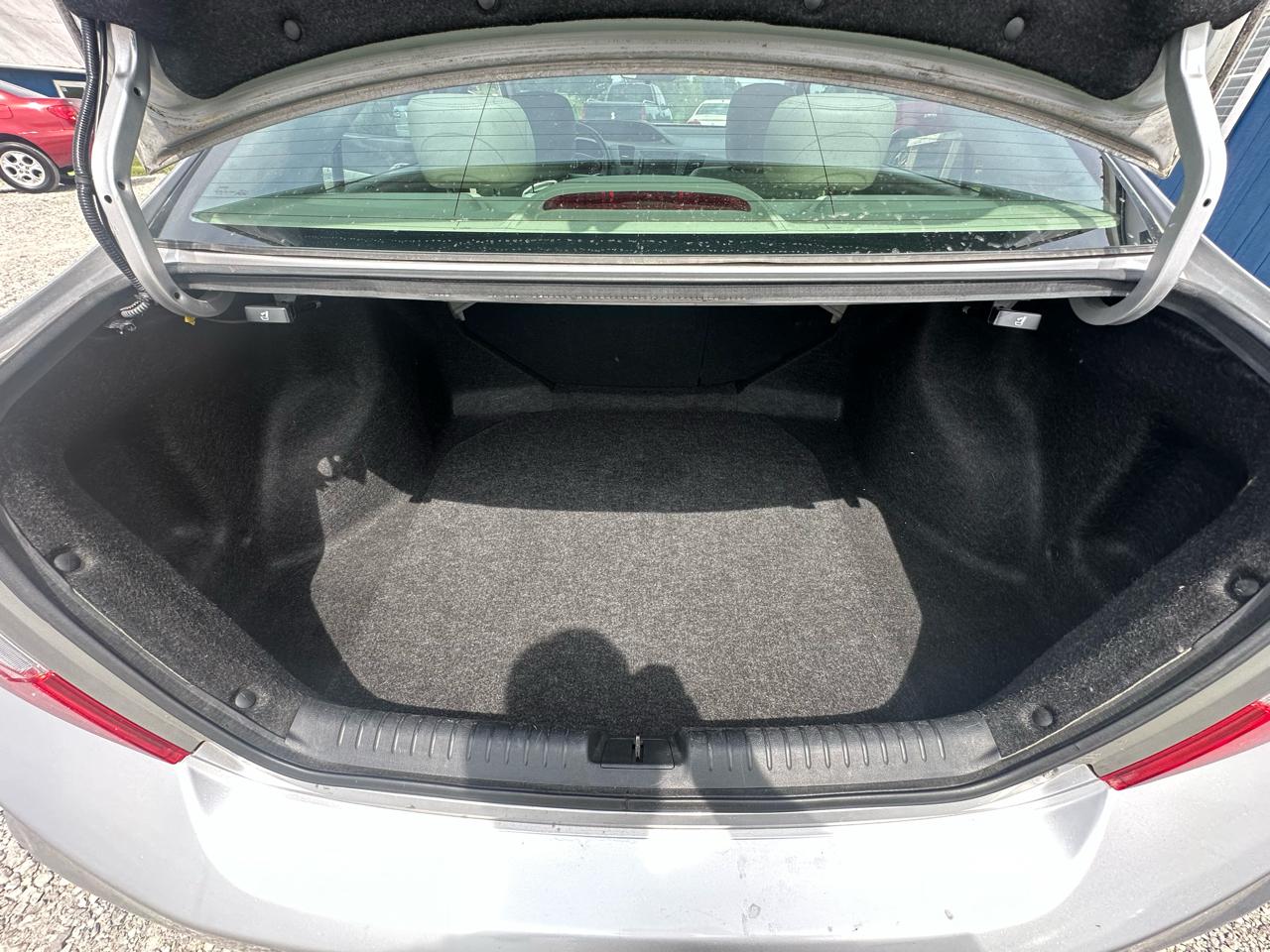 Honda Civic EX-L Sedan 5-Speed AT 2012